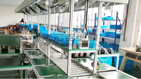 工業鋁型材在裝配線工作臺中的三大優勢解析