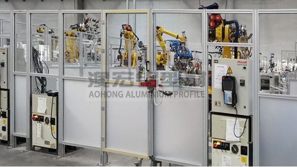 安全通透又靈活！詳解工業鋁型材圍欄的五大應用場景