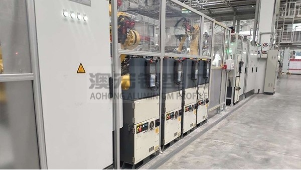 車間作業如何用鋁型材圍欄實現安全靈活？